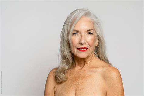 Beautiful Mature Woman Telegraph