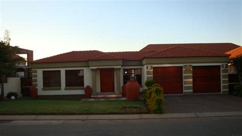 View interior photos & take a virtual home tour. Limpopo House Plan