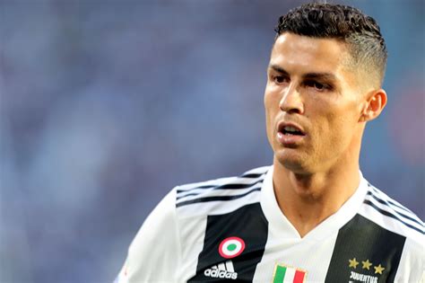 €45.00m* feb 5, 1985 in funchal, portugal. Cristiano Ronaldo's sister says coronavirus pandemic the ...