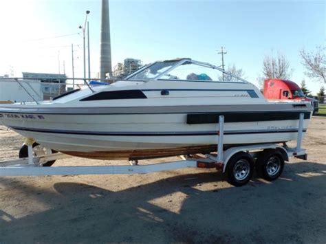 1984 Bayliner Cx 225 21 Ft Cuddy Cabin Boat With Tandem Axle Trailer