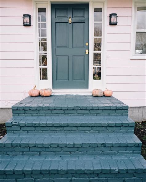 Pink Outdoor Paint And Blue Brick Steps Via Jessannkirby Backstein