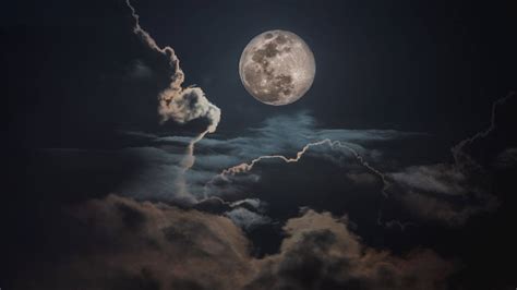 Download Full Moon High Resolution Clouds Wallpaper