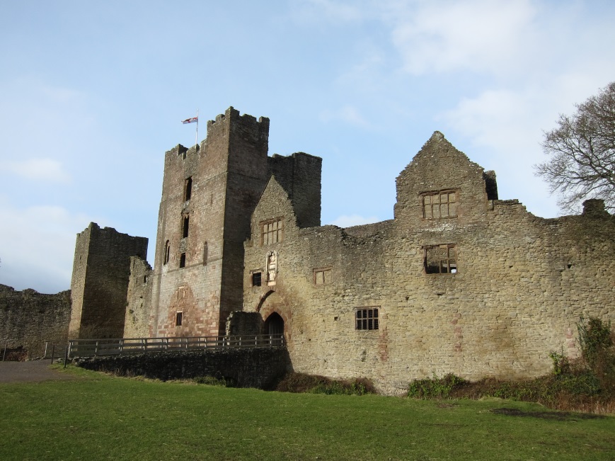 Stone-bridge-into-the-main-compound-at-Ludlow-Castle-Tudor-Times