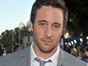  <em>Hawaii Five-0:</em> Alex O'Loughlin Signed for TV Series Remake