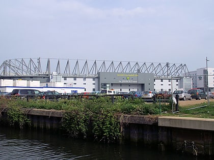 carrow road norwich