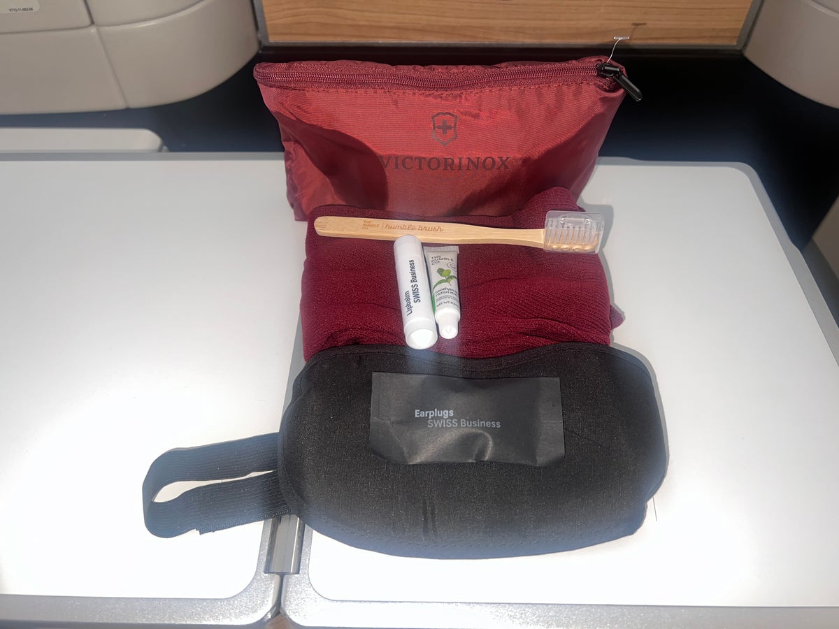 Swiss 777 business class amenity kit contents