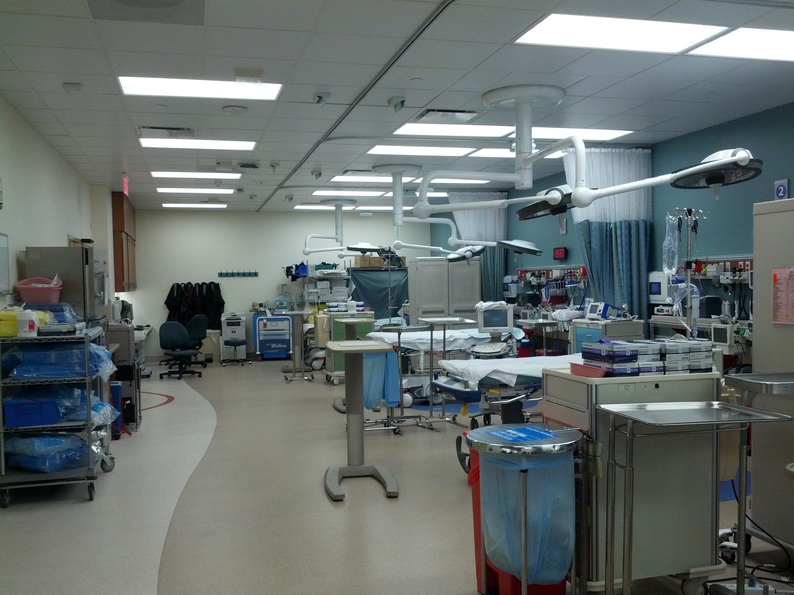 File:Scripps Mercy Hospital Trauma Room.jpg - Wikimedia Commons