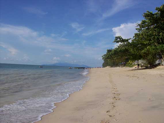 Batu ferringhi beach