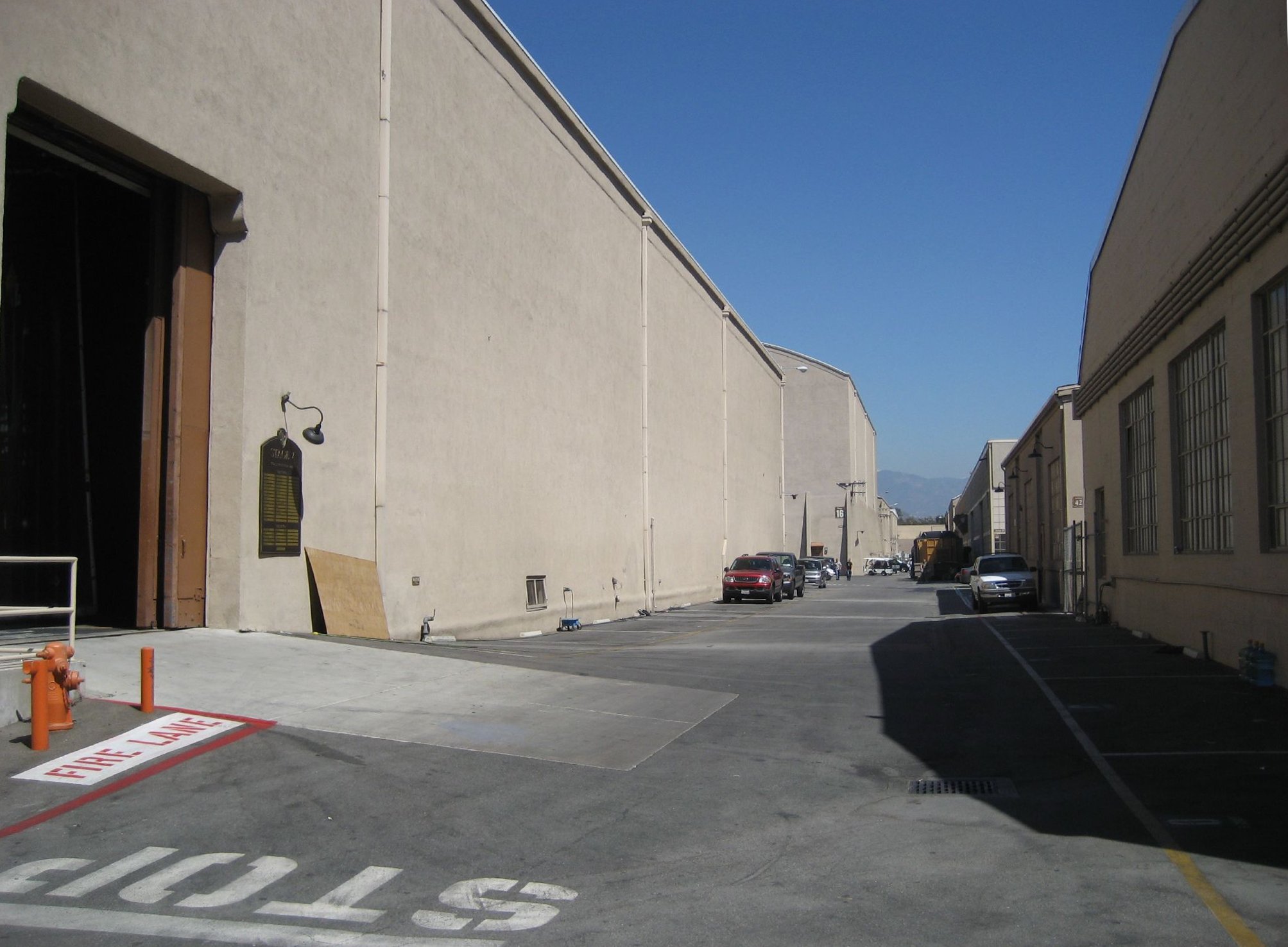 Tập tin:Warner bros studio  – Wikipedia tiếng Việt