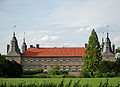 * Nomination Schloss Westerwinkel in Ascheberg, Germany --Mbdortmund 10:36, 3 August 2009 (UTC) * Promotion  CommentLight is not ideal because the castle looks so much darker than the sky and the green, but because of the otherwise good quality I'll promote it when the tilt is removed. Also, I propose to crop it to become symetrically. -- H005 18:39, 6 August 2009 (UTC) thank you for the exact review, please have a look at the new version --Mbdortmund 17:21, 9 August 2009 (UTC) Yes, much better, also the sharpness has improved a lot! -- H005 18:22, 11 August 2009 (UTC)