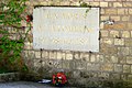 Plaque commémorative au Père Lachaise