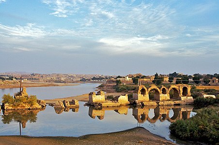 Band-e Kaisar, dam bridge, Shushtar, Iran (ca. 270)