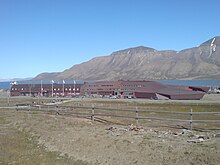 Longyearbyen UNIS.JPG