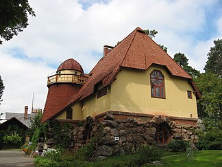 Visavuori, home and studio of sculptor Emil Wikström in National Romantic style in Sääksmäki