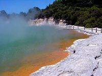 Champagne Pool, Wai-O-Tapu Thermal Wonderland, New Zealand.