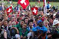 Scout provenienti da diverse nazioni cantano insieme la Lager-Song alla festa di chiusura dell'Eurojam 2005.