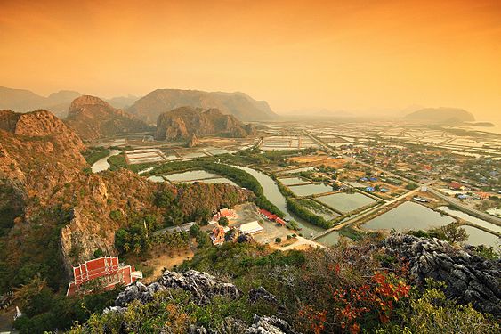 Khao Sam Roi Yot National Park, Prachuap Khiri Khan Province, Thailand, by Kosin Sukhum (KOSIN SUKHUM)