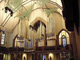 Stuttgart "Stiftskirche", Innenansicht, Blick zur Empore mit Orgel