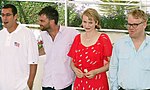 Thumbnail for File:Sandler-Anderson-Watson-Hoffman(Cannes2002).jpg