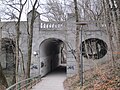 östliches Widerlager mit Fußgänger- u. Radfahrer- unterführung