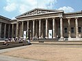 Museum: front of British Museum (CC BY-SA) by Tilman2007