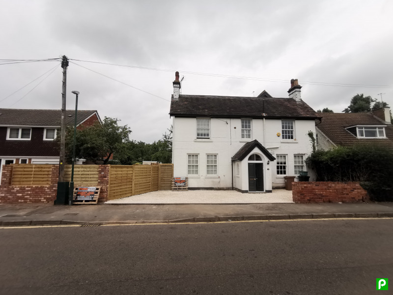 Parking on School Lane, B91