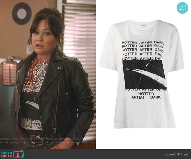 Shannen’s Hotter After Dark tee on BH90210