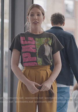 Katherine's black Tupac graphic tee on The Duchess