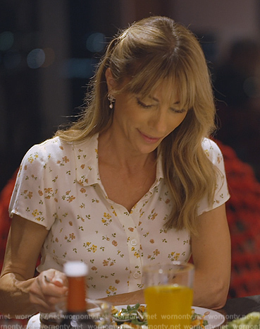 Jennifer’s white floral print dress on The Family Stallone