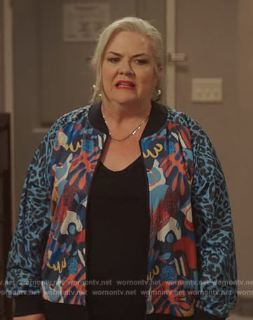 Gloria's floral print bomber jacket on Girls5eva