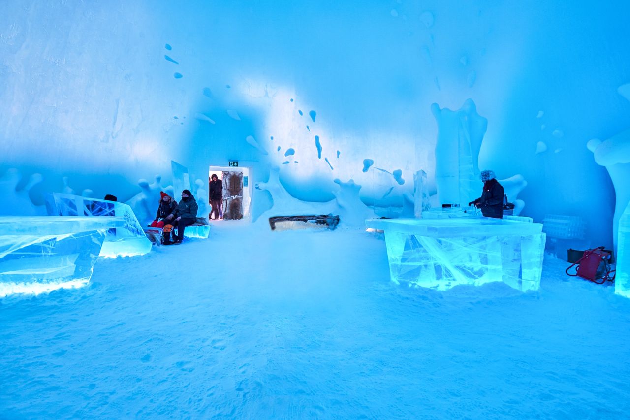 Sweden's Ice Marvel: 35th hotel crafted from snow and ice