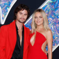 Kelsea Ballerini gets support from her boyfriend Chase Stokes at the 2023 MTV VMAs, both are wearing red!  |  2023 MTV VMA, Chase Stokes, Kelsea Ballerini, MTV VMA |  Just Jared: Celebrity News and Gossip