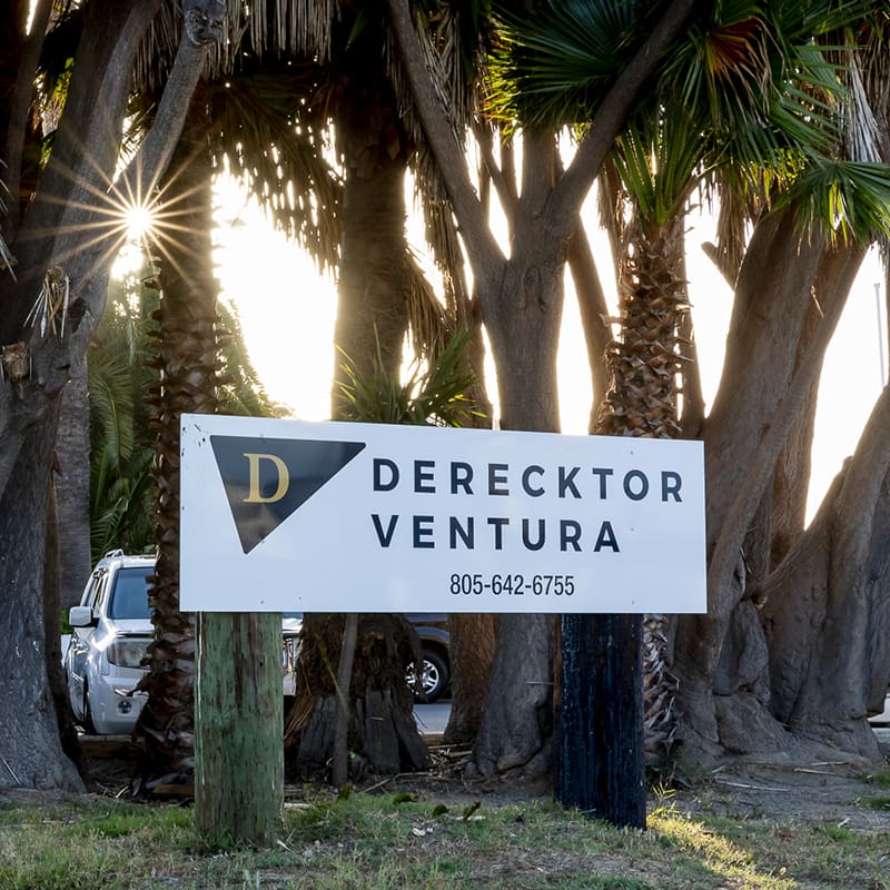 derecktor sign