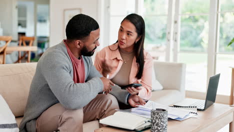 Frustrated-couple,-phone-and-fight-in-financial