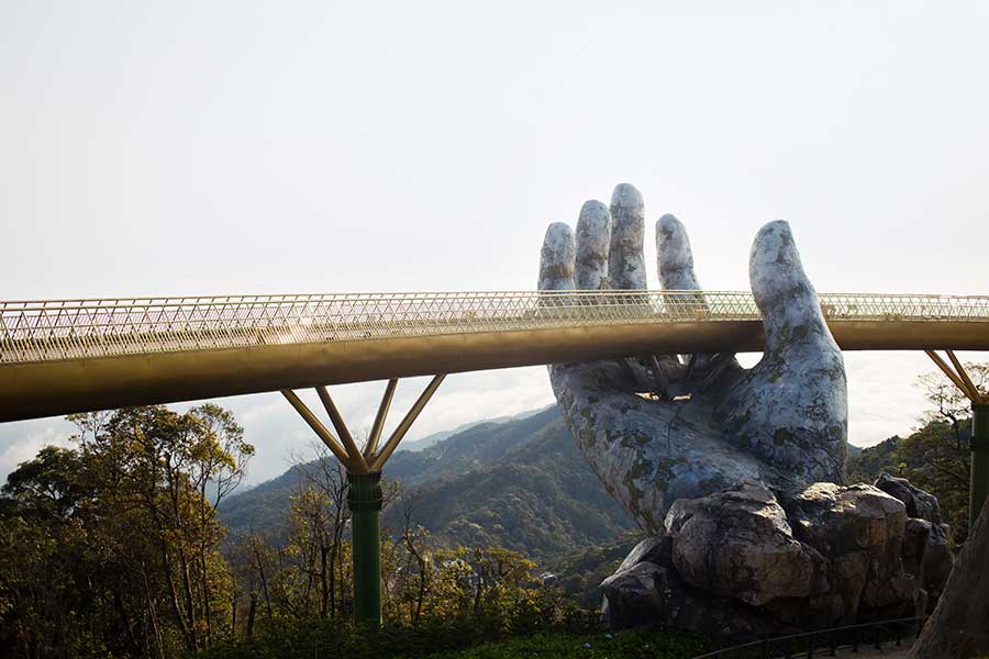 The golden bridge in Da Nang