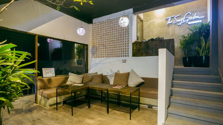 hostels in danang