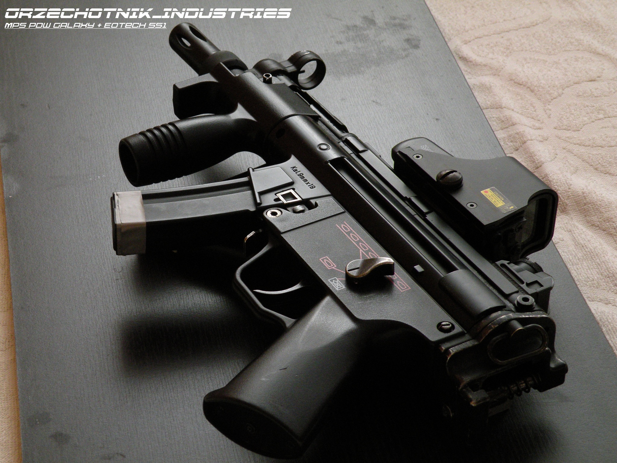 Heckler & Koch MP5 Backgrounds, Compatible - PC, Mobile, Gadgets| 2048x1536 px