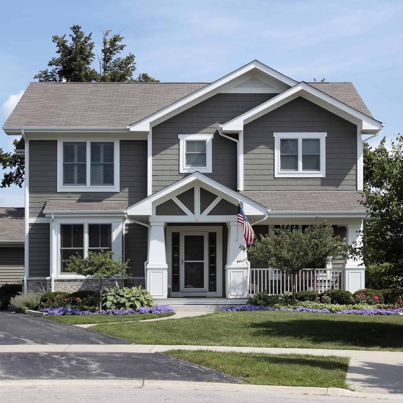 Exterior Paint Colors That Compliment Stone / Grey castle is also one ...