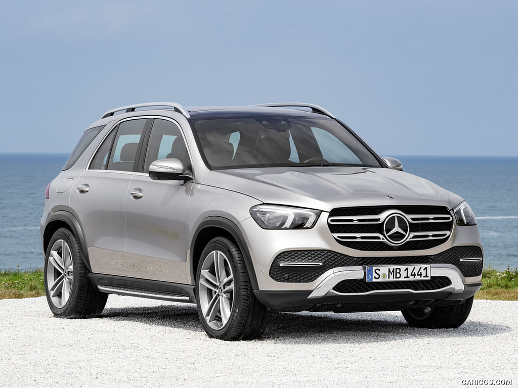 2020 Mercedes-Benz GLE (Color: Mojave Silver) - Front Three-Quarter