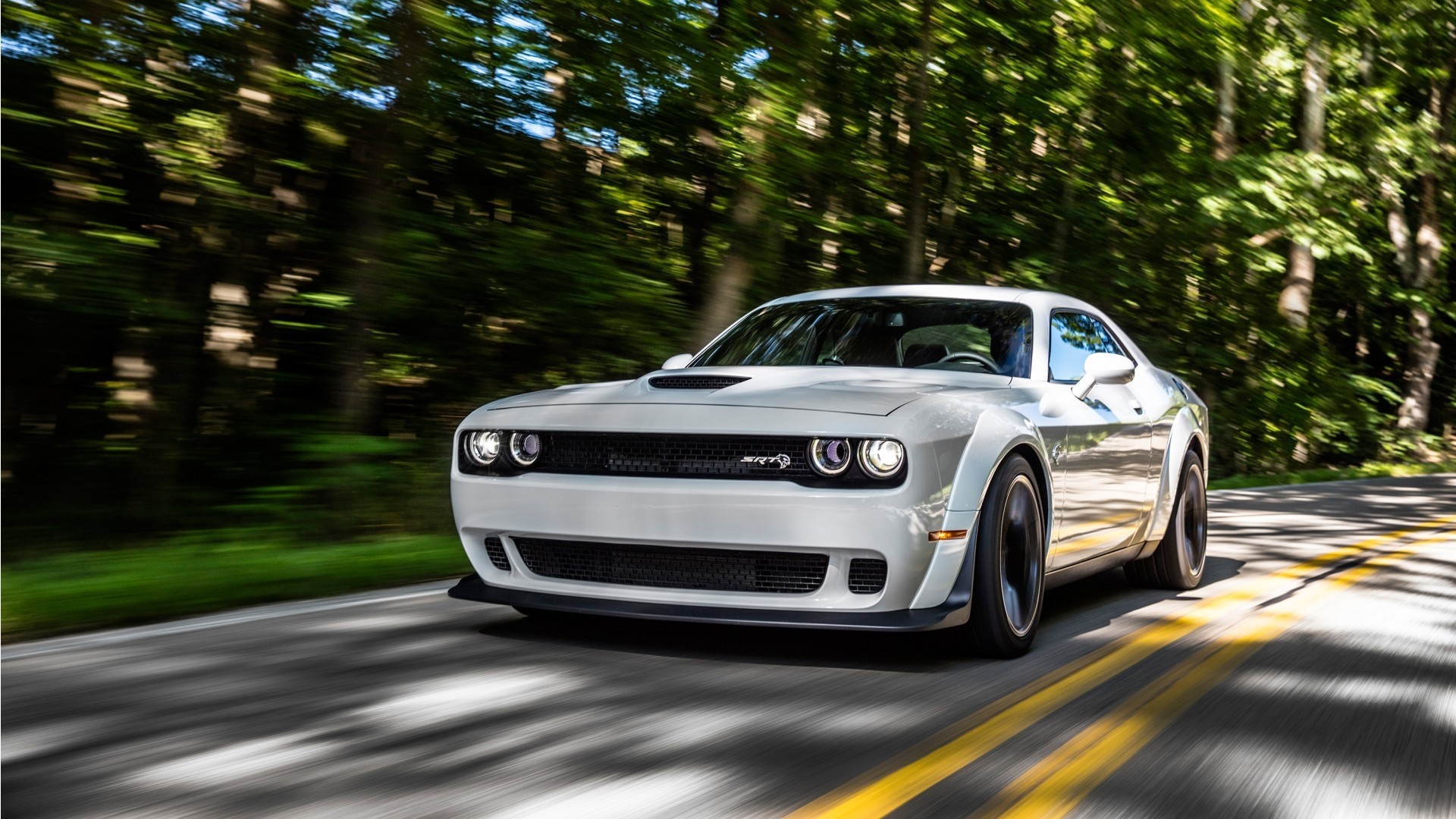 Dodge Challenger Hellcat Wallpaper