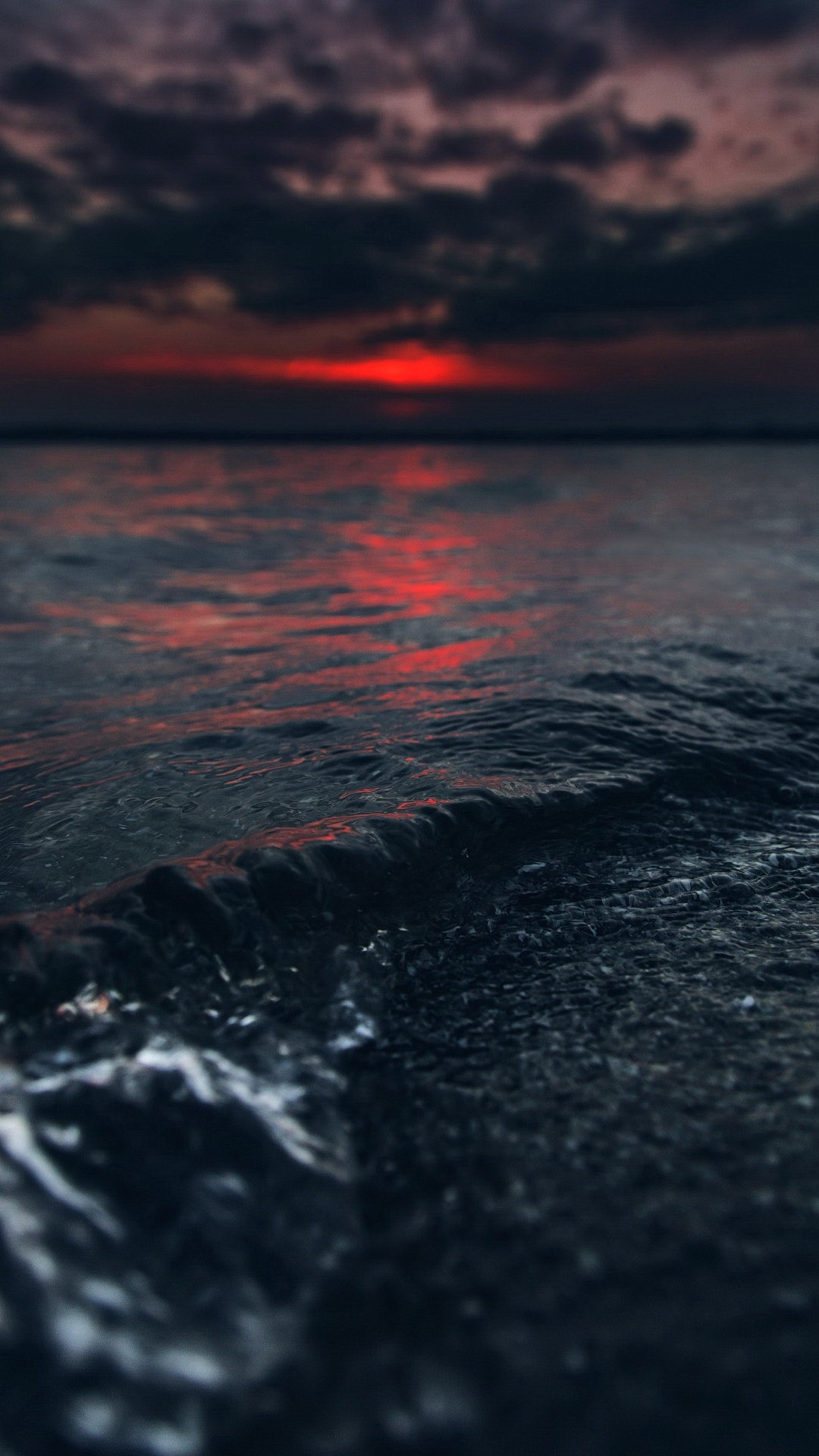 Download 83+ Ultra Hd Dark Iphone Wallpaper Gambar Populer Terbaik ...