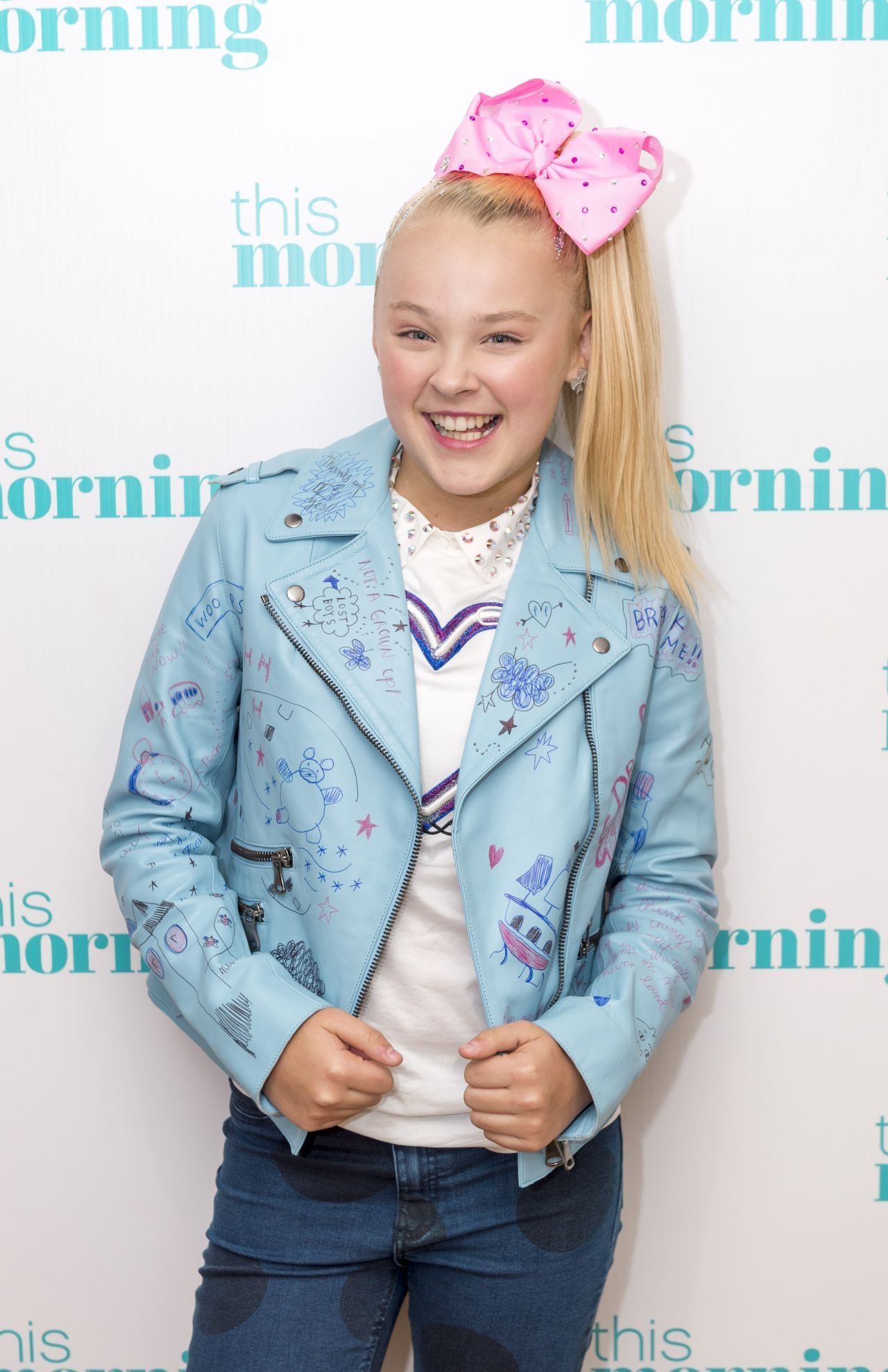 JoJo Siwa, Celebrity gossip, Pin on uncensored, Social media, 1280x1980 HD Phone