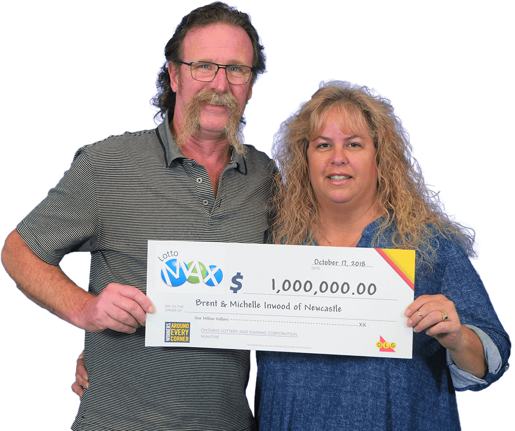 Lottery Winners Holding Giant Check PNG