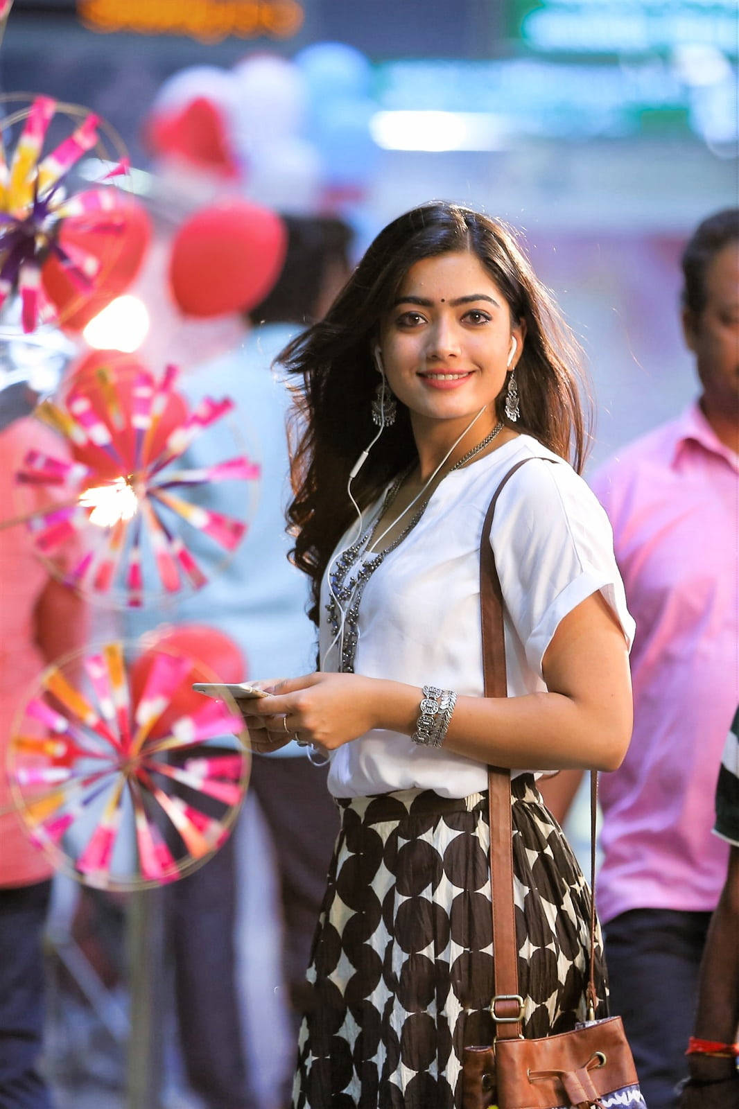 Rashmika Mandanna HD Casual Attire Wallpaper