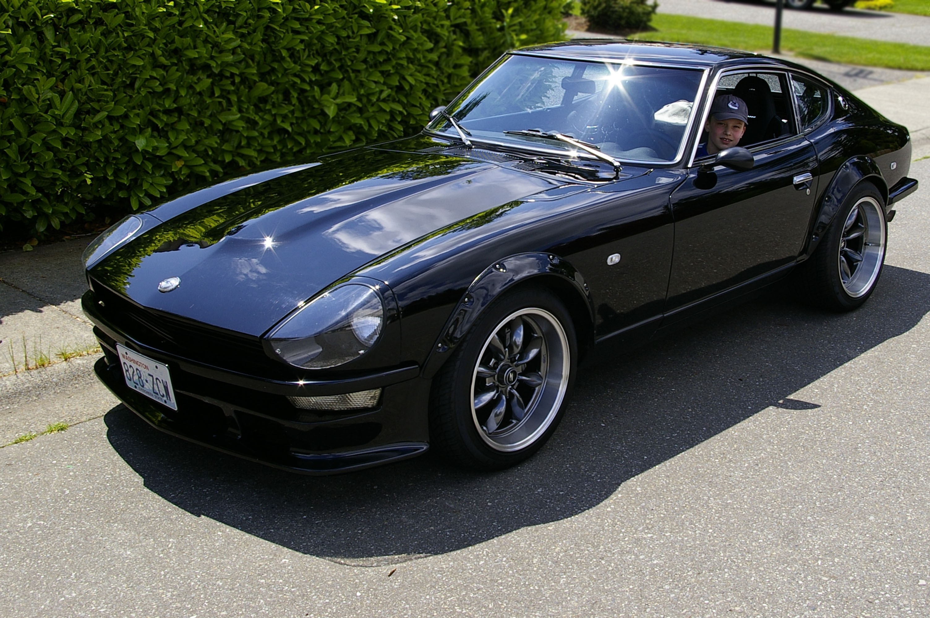 Datsun 240Z Wallpaper