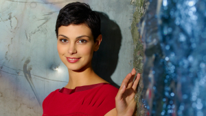 Morena Baccarin Widescreen