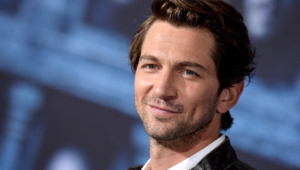 Michiel Huisman Photos