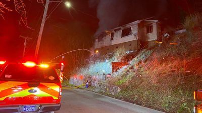 Image for story: Fire tears through vacant home in Charleston