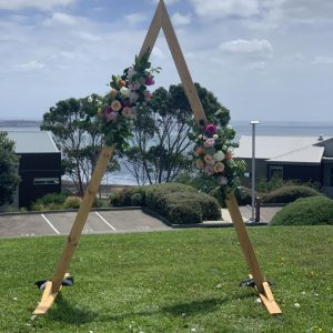 hire triangle arch melbourne