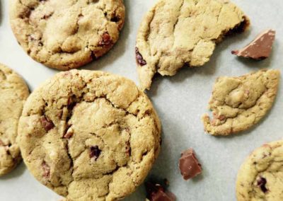 CHOCOLATE CHUNK COOKIES